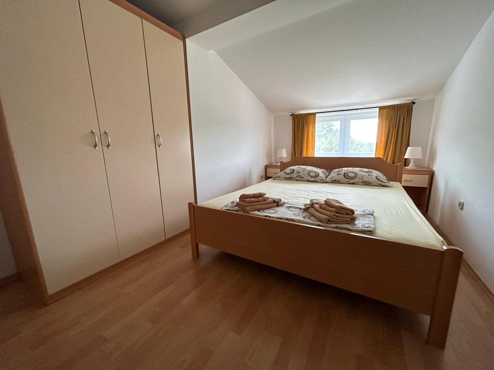 Apartman Krase 메덜린 외부 사진