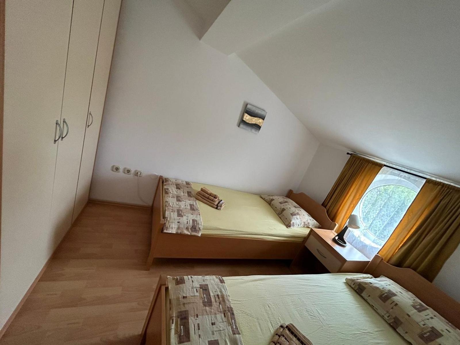 Apartman Krase 메덜린 외부 사진